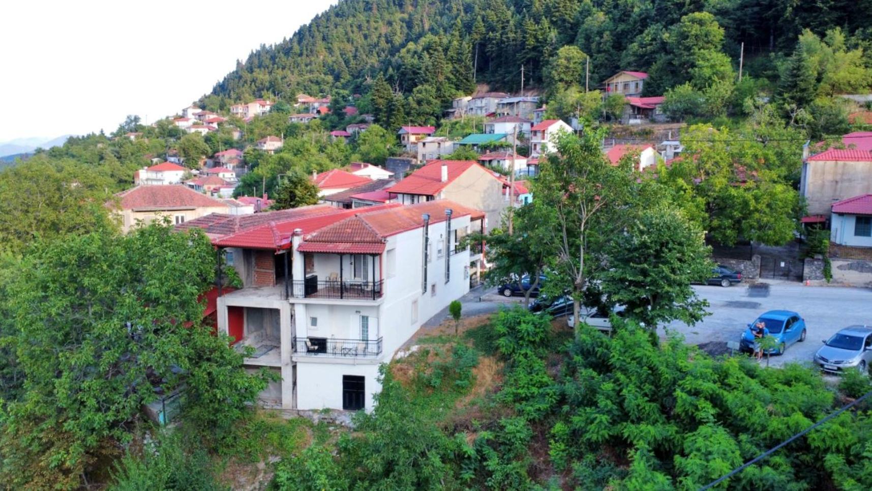 Πανδοχείο Λίμνης Πλαστήρα 호텔 Kastanéa 외부 사진