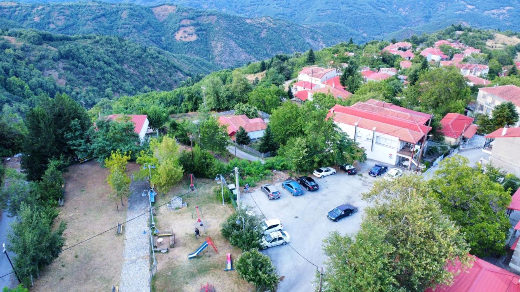 Πανδοχείο Λίμνης Πλαστήρα 호텔 Kastanéa 외부 사진
